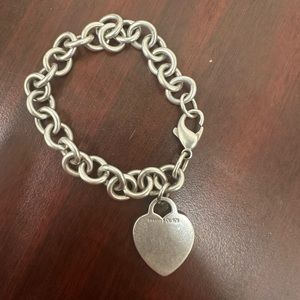 Tiffany & Co Silver Heart Toggle Bracelet 7.5 inches